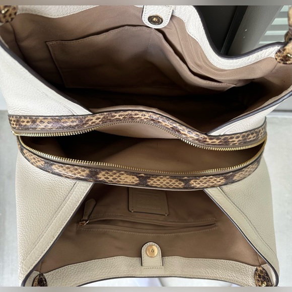 Coach Kristy Snakeskin Leather Triple
Compartment Large Shoulder Bag C7332 VGC - Picture 9 of 16